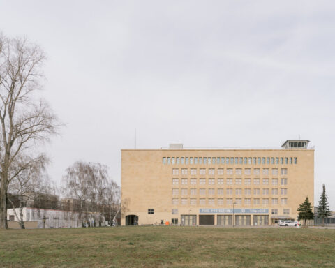 Tower_Tempelhof_by_ZRS_Architekten_Ingenieure